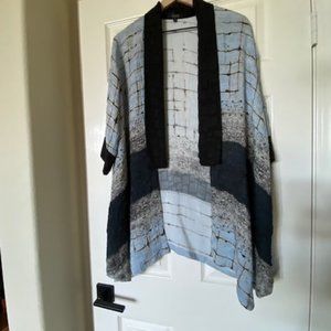 Blue patterned kimono jacket
